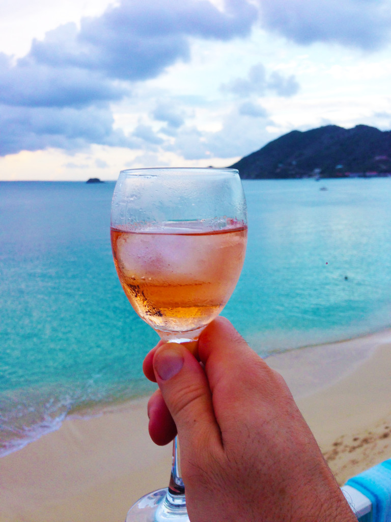 That's right, rosé with ice, deal with it. 